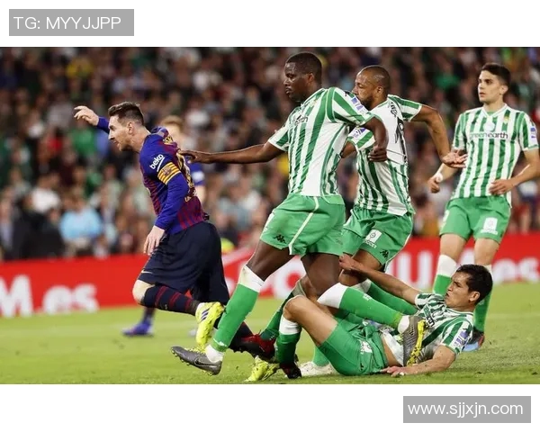 那些在绿茵场上低调奉献却鲜少出现在镜头前的足球明星们